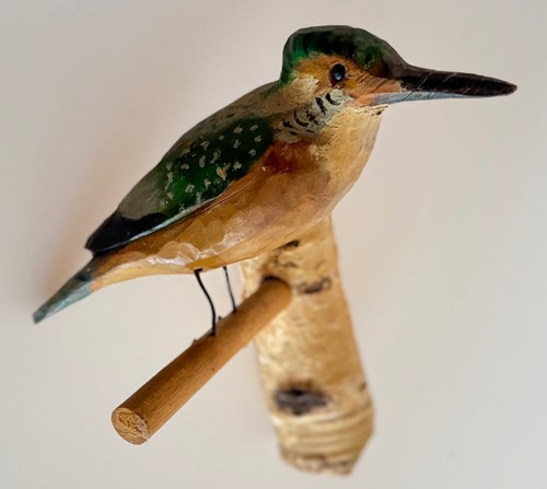 Vogel handgeschnitzt aus holz - handgeschnitzt,