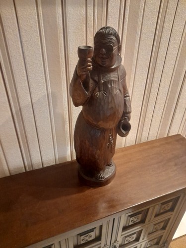 Holz geschnitzte große