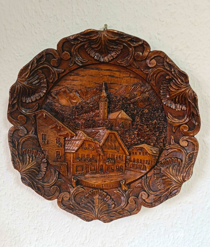 Handgeschnitztes holzrelief - handgeschnitztes,
