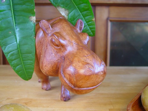 Geschnitzte figur holzskulptur - figur,